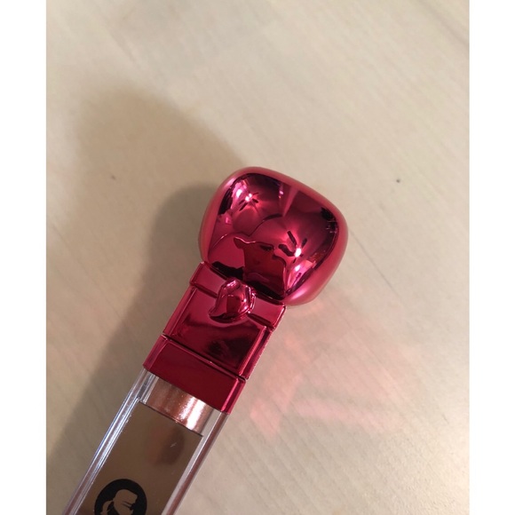 🔴SOLD🔴Karl Lagerfeld lipgloss - Picture 7 of 7